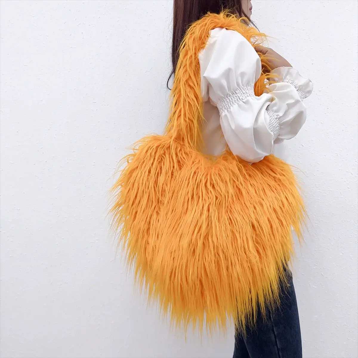 Women's Fluffy Plush Shoulder Bag Faux Fur High-capacity Trend Female Shopping Bag Winter Warm Heart-shaped Handbag and Purse 3