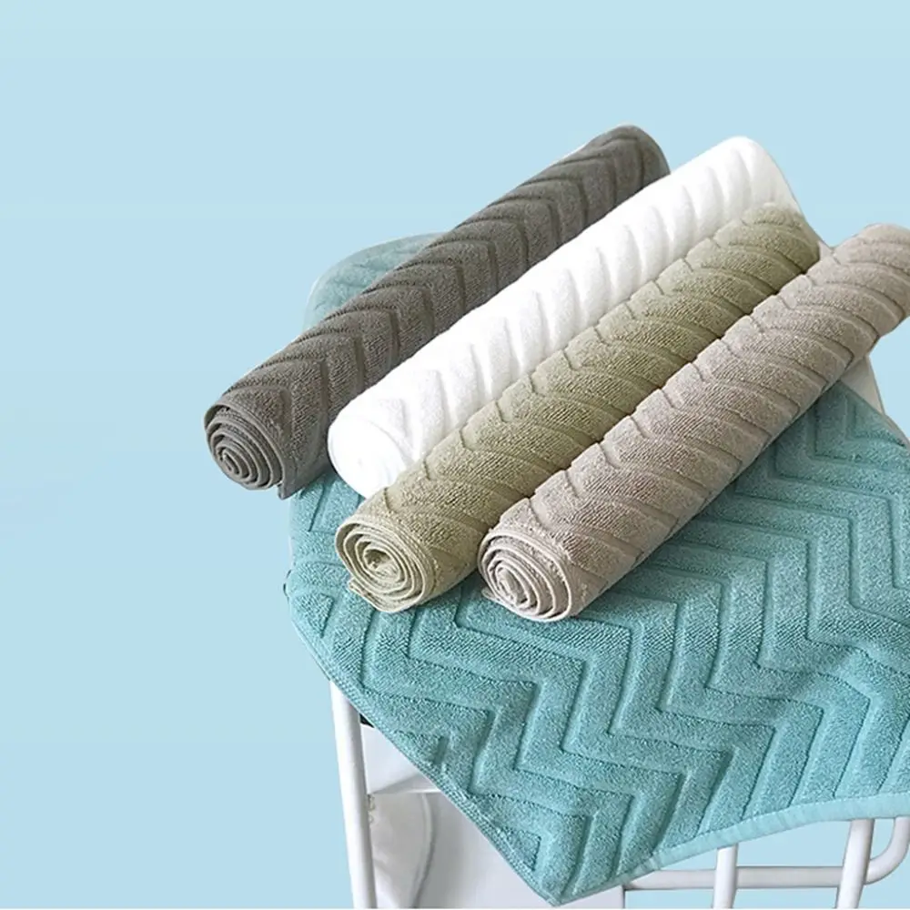 Bath Rug 40*60cm Wave Stripe Floor Towel Jacquard 3D Cotton Bathroom Mat Water Uptake Thicken Feet Towel Bathtub