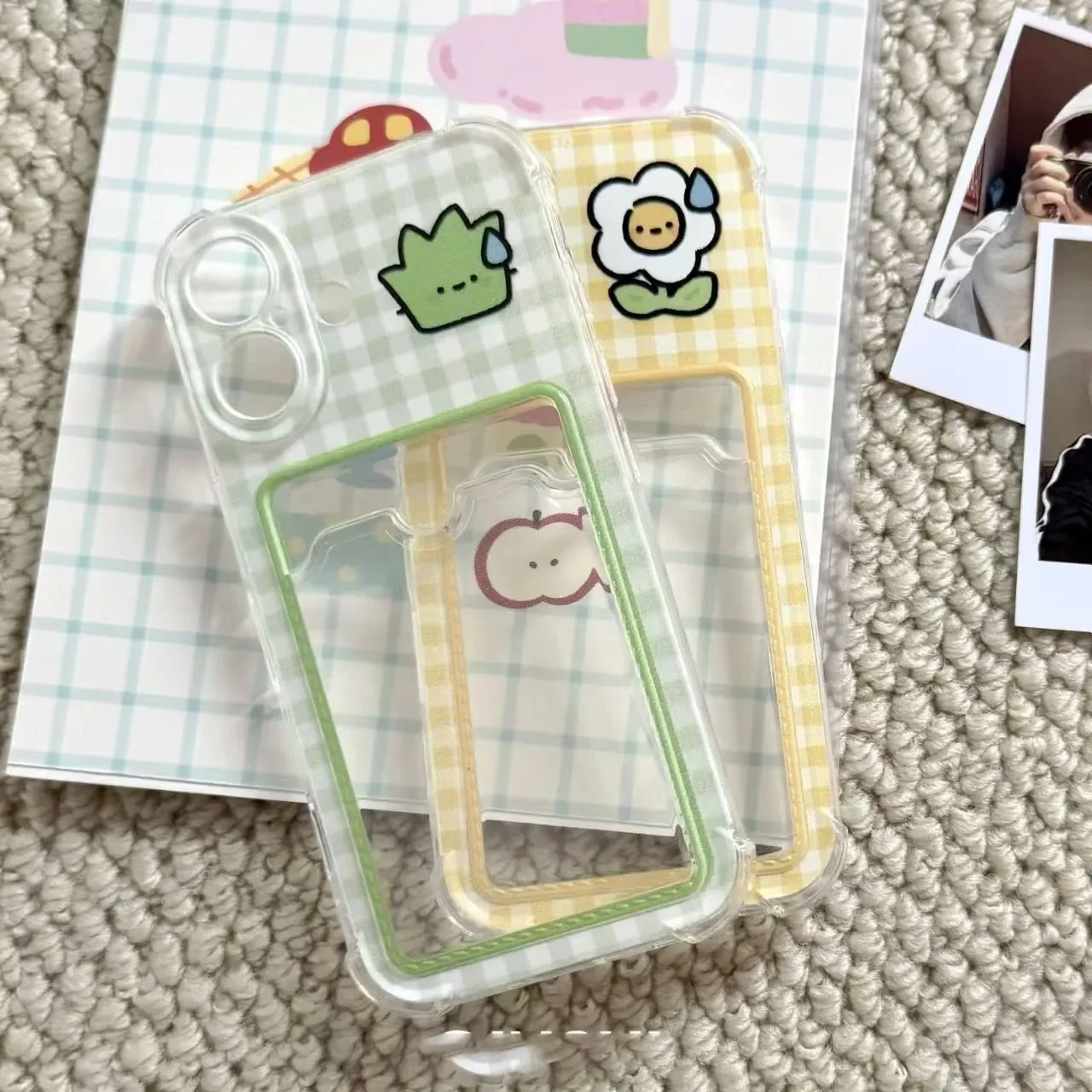 Floral Grid Pattern Cardholder Phone Case - Y2K Inspired Design