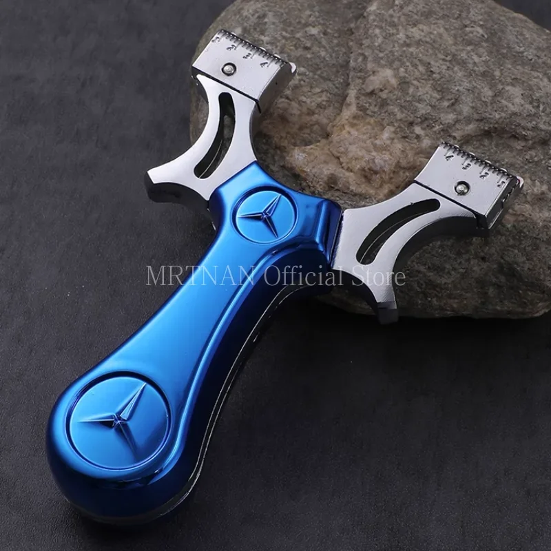 High-Power Aiming Alloy Slingshot High Quality Slingshot With Rubber Band Outdoor Sports Hunting Shooting Catapult 2