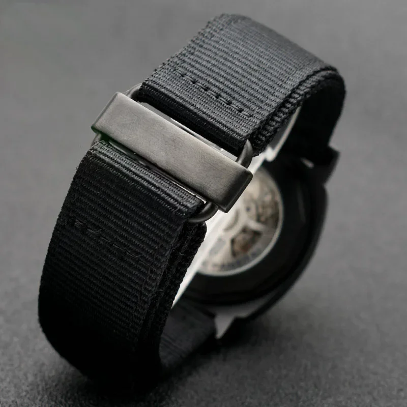 High-Quality Black Blue Green Nylon Sport Watch Strap with Hook-and-Loop Fastener