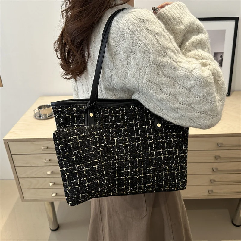 Large Capacity Women Shoulder Underarm Bags Simple Plaid Versatile Ladies Tote Bag Purse Portable Female Handbags