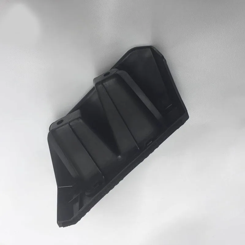 FOR Mitsubishi Pajero V73V77V93V97 cab rest pedal, equipped with left foot leisure pedal