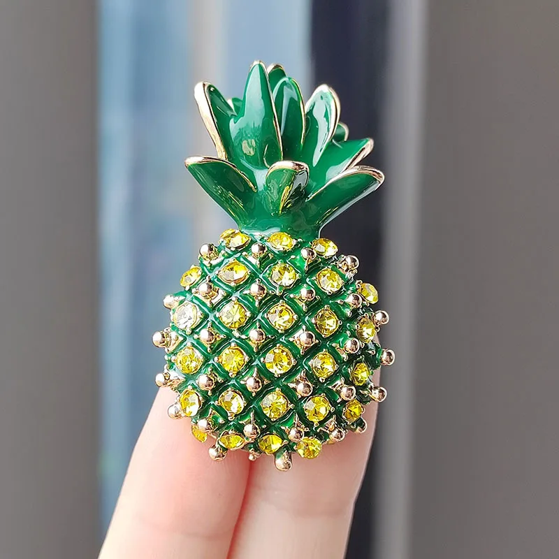 2024 Rhinestone Pineapple Brooches For Women Enamel Fruits Party Casual Brooch Pins Gifts