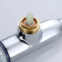 ก๊อกน้ําอ่างล้างหน้าห้องครัวติดตั้งฝักบัวหมวกยึดทองแดงชามติดตั้งและบํารุงรักษา 35/40 Spool Gland Gland 4