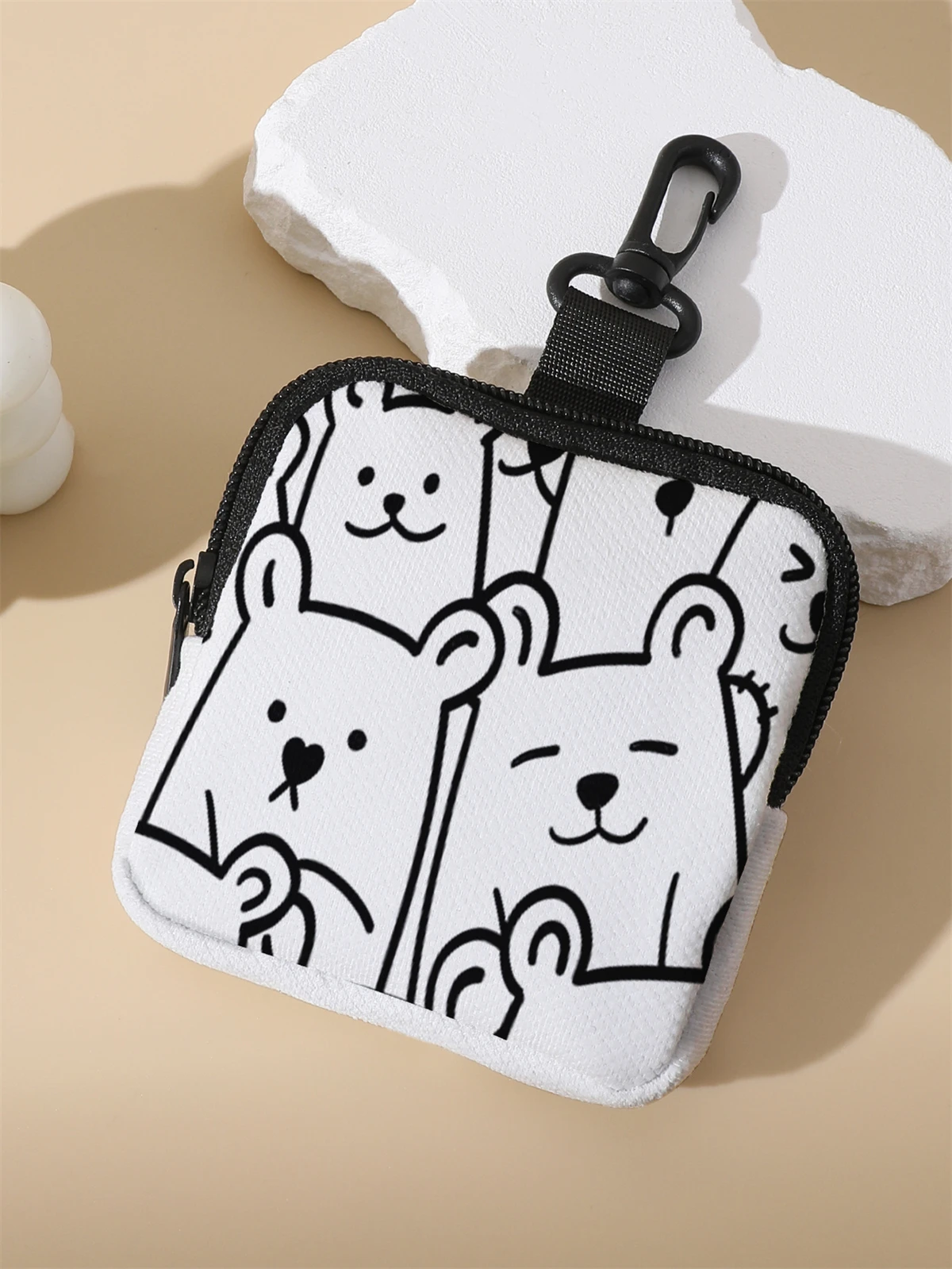 Cartoon bear patterned high-capacity coin wallets, digital printed wallets, and storage bags are ideal choices for gift giving