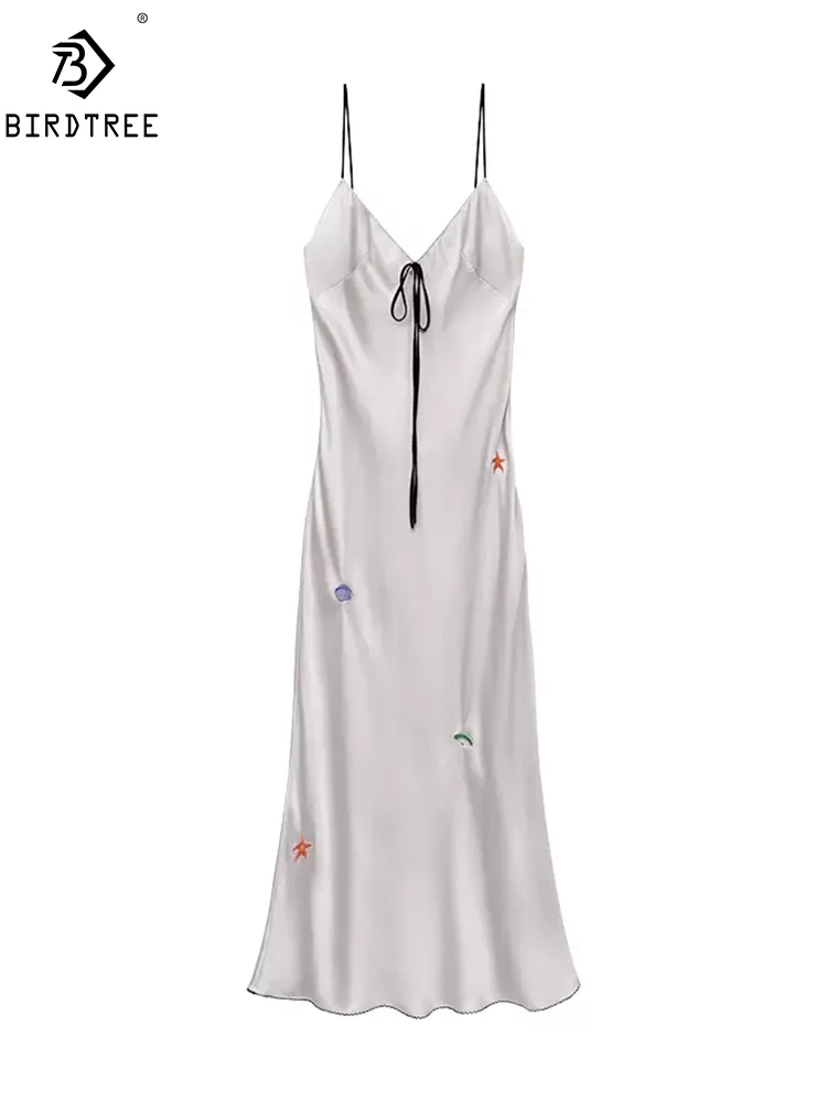 

BirdTree, 100%Mulberry Silk Pajama Dress, Women Spaghetti Strap Embroidery, Sexy Sleepwear, 2024 Summer Nightgown P439107QM