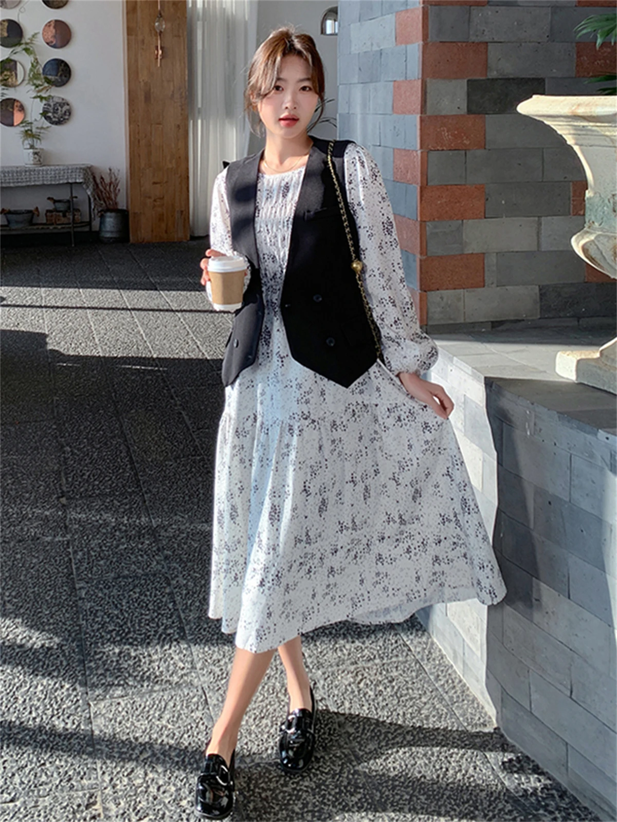 

Gentle French Floral Dress Spring New 2023 Temperament Goddess Fan Xiaoxiangfeng Long-Sleeved Skirt Early Spring