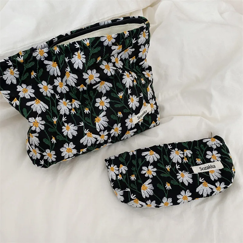 

Cosmetic Bag Women Floral Makeup Case Organizer Korean Embroidery Cosmetics Storage Pouch Travel Toiletry Bag Canvas Beauty Case
