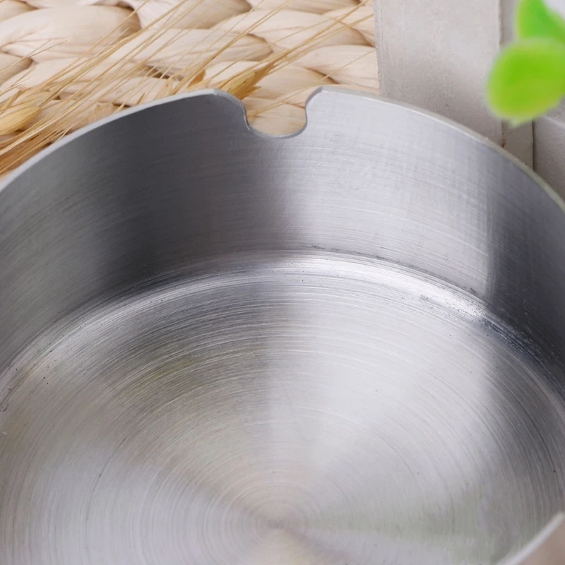 Round Stainless Steel Ashtray Tabletop Cigarette Tray Portable