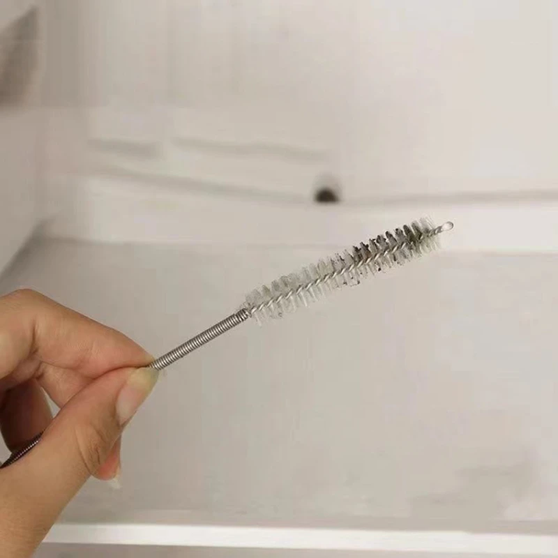 냉장고 배수구 청소의 새로운 해법