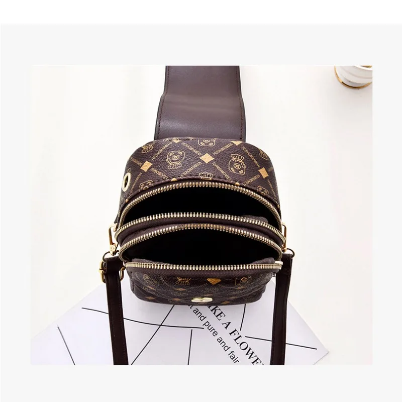 Pochette Chain Strap 47”  Bags, Crossbody, Chain strap