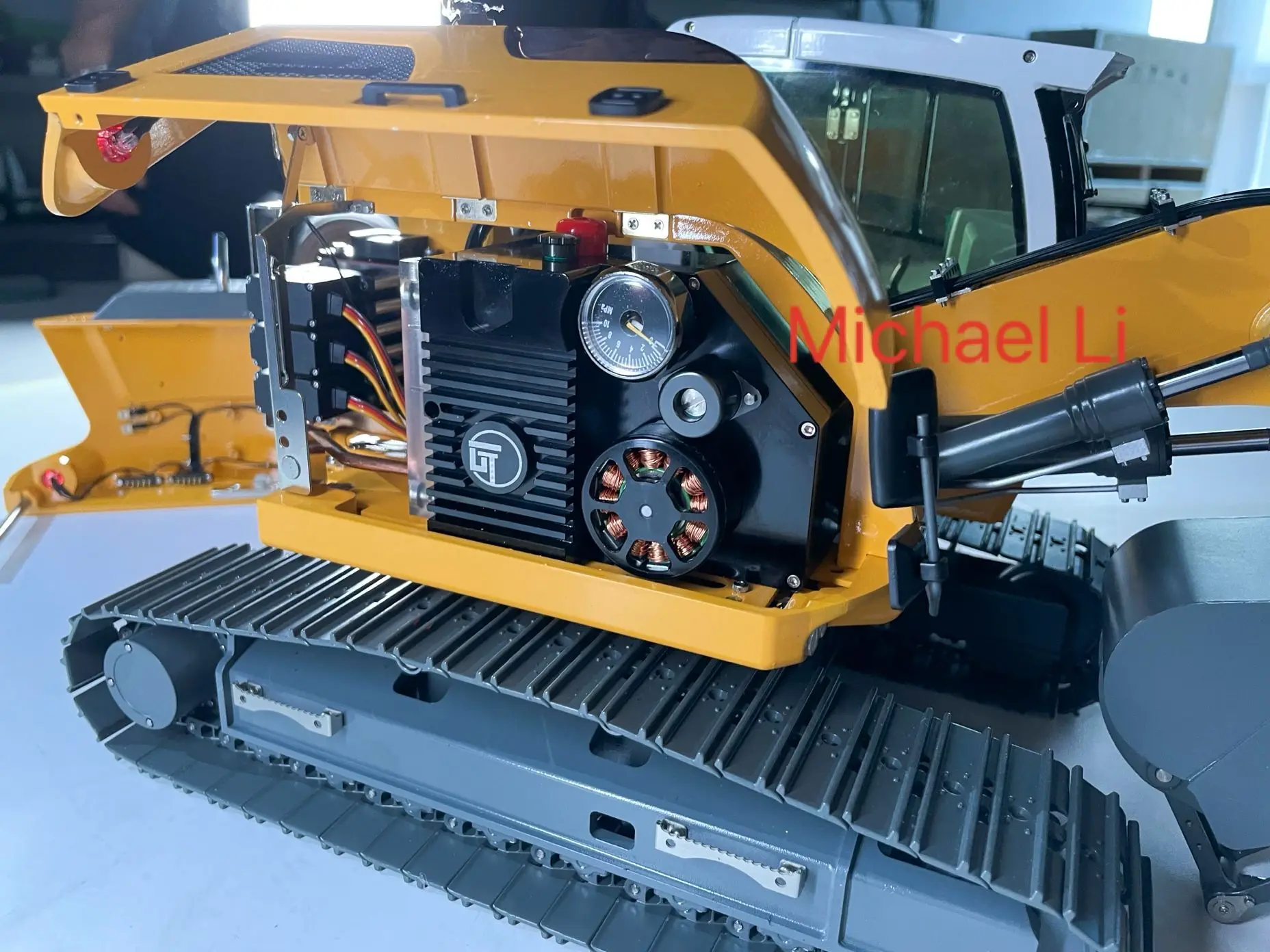 In Stock JDM-208 R920 1/14 RC Hydraulic Excavator RTR 3 Way Directional Valve ST8 Sound Light Painted Assembled Digger Model 3