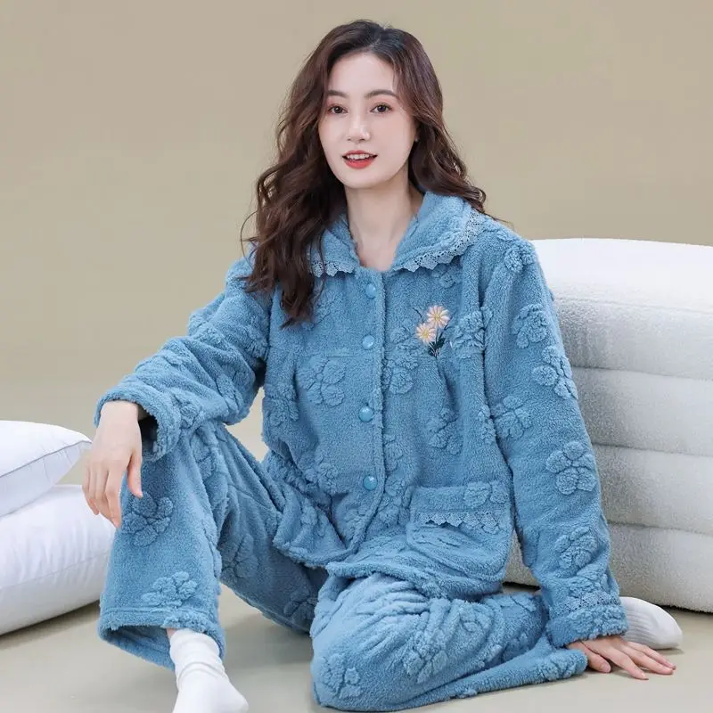 2024 New Pajamas Women's Autumn and Winter Loungewear Coral Plush Homewear Flannel Thickened Large Plush Warm Homewear Set