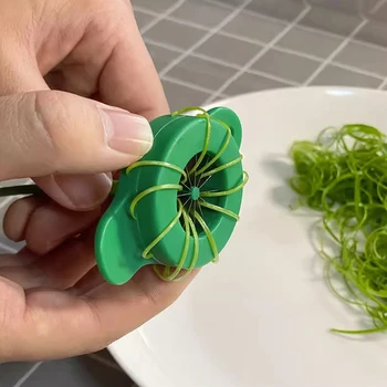 Mini taglierina per fiori di cipolla triturata trituratore di cipolla verde affettatrice grattugie taglierina manuale per verdure mini accessori da cucina