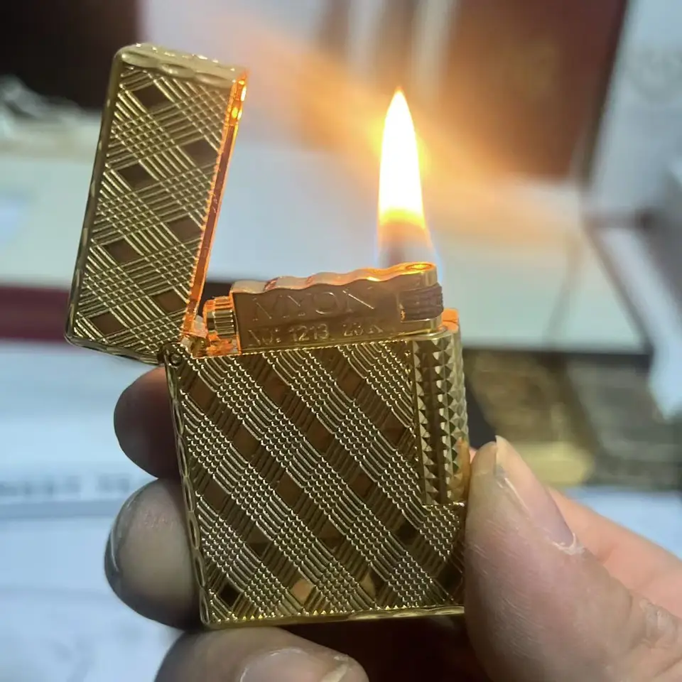 Luxury Aesthetic Gold Plated Lighters for Collectors