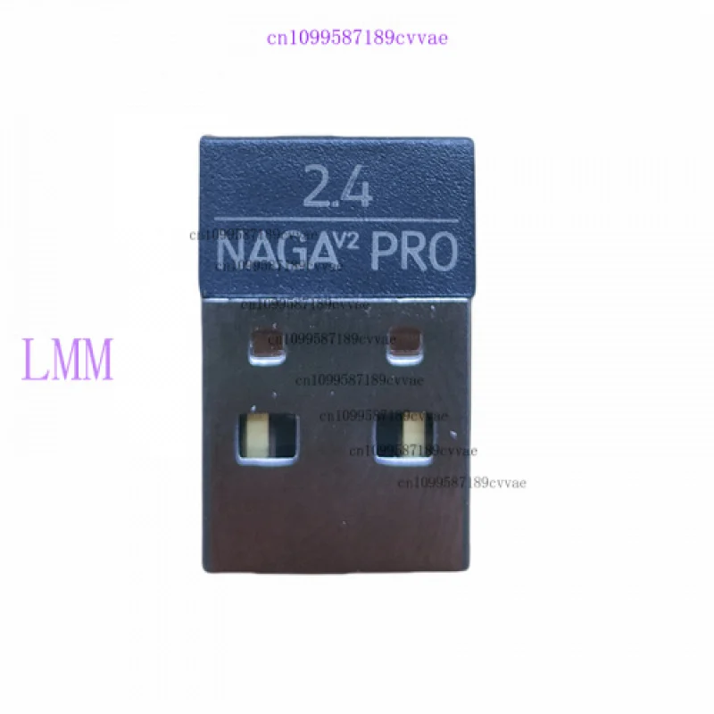 레이저 나가 v2 PRO 무선 게이밍 마우스용 어댑터 확장기가 있는 USB 수신기를 사용했습니다.