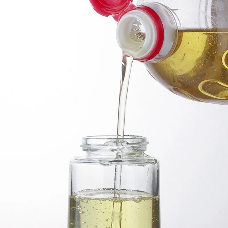 Oil spray bottle 1pc Black Kitchen Oil Bottle Cooking Oil Spray 200ml Pneumatic Spray Bottle Fitness Barbecue Dispenser