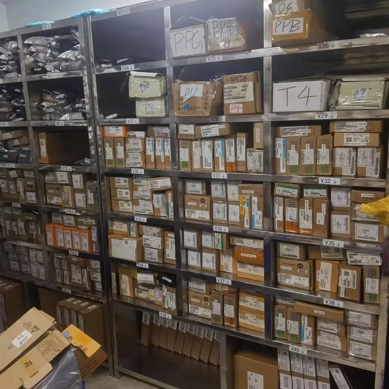 10/50PCS G18N40B G18N40BG NGD18N40CLBT4G TO-252 IGBT 400V 18A 새로운 재고 있음