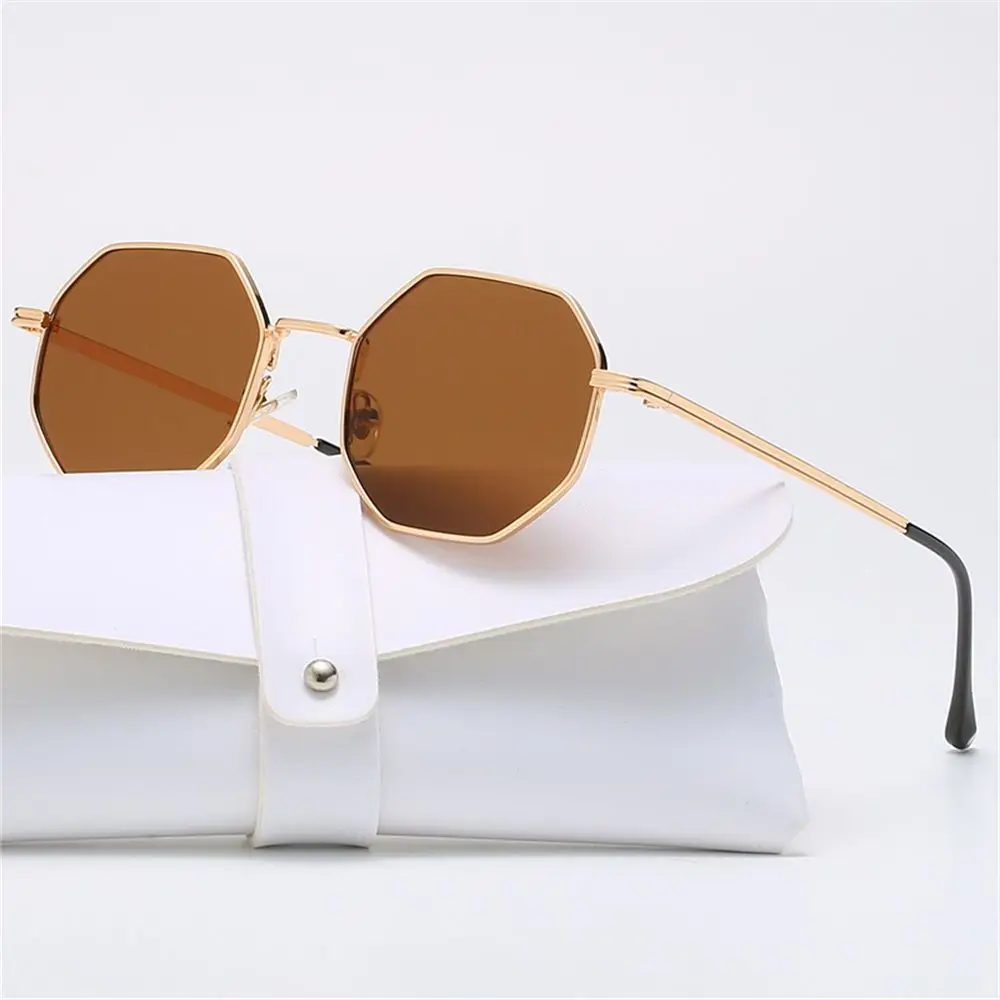 Square Sunglasses Polygon Sun Glasses Small Frame Metal Sunglasses UV Protection Shades Fashion Sunglasses for Men/Women 3
