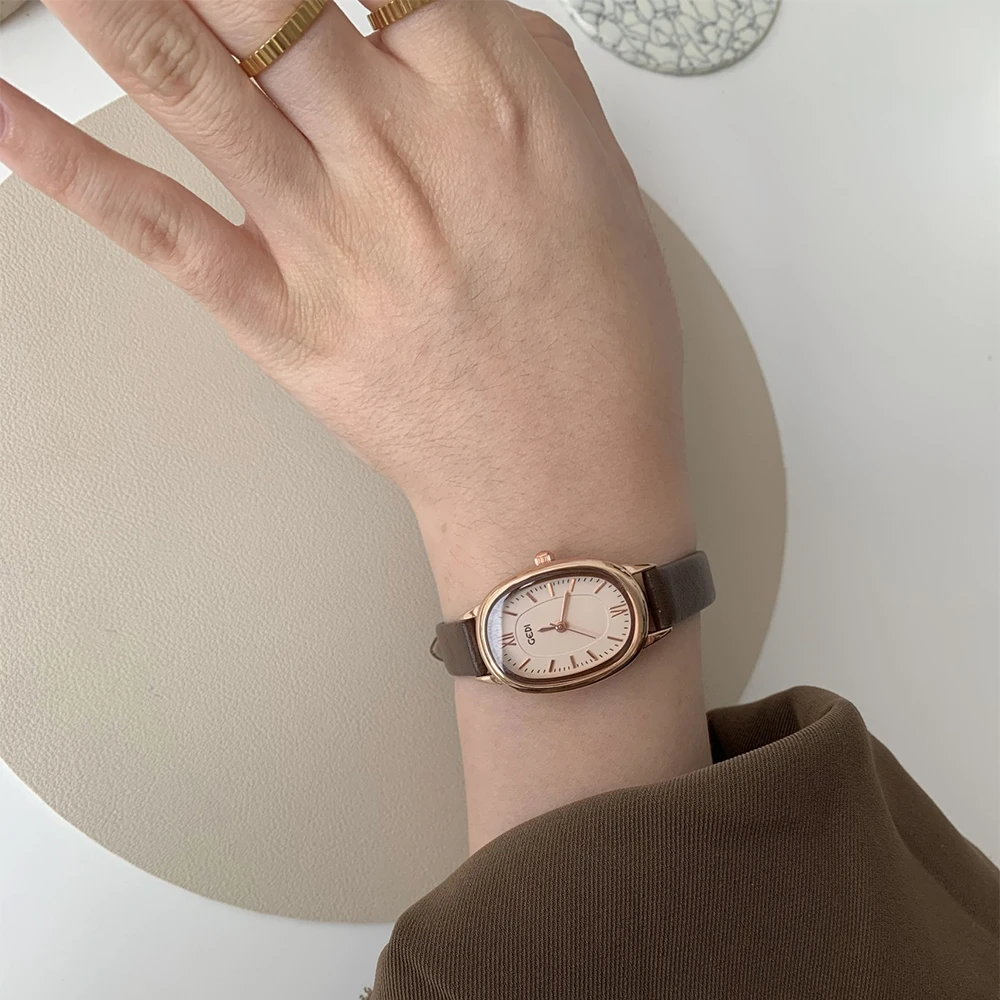Fashion Temperament Vintage senior Simplicity Quartz Watch For women's girl Student gift  Women's accessories