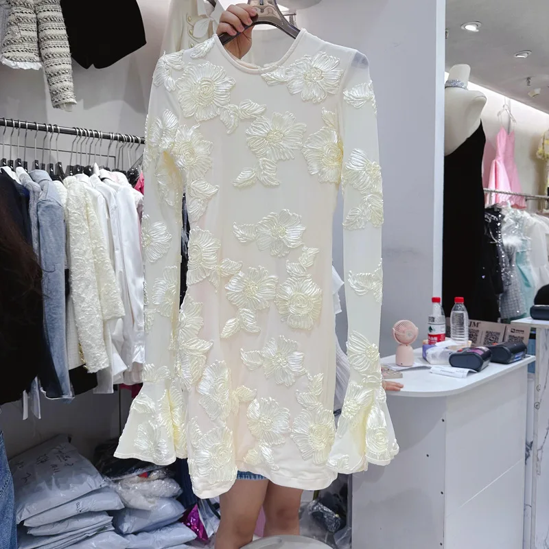 Vestido-corto-de-manga-larga-acampanada-para-mujer-bordado-Floral-en-la ...