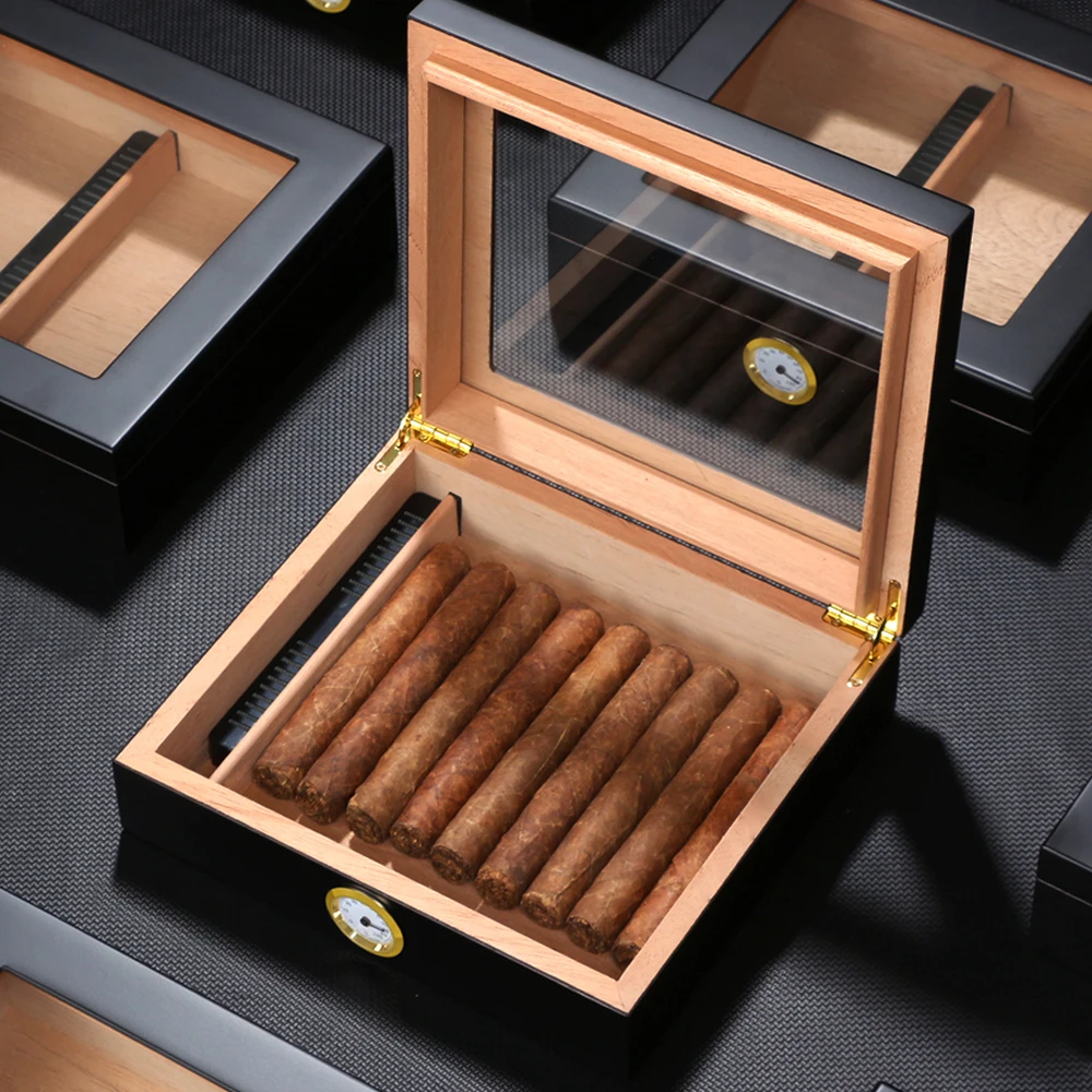 XIFEI Cigar Humidors and Cigar Lighter Set