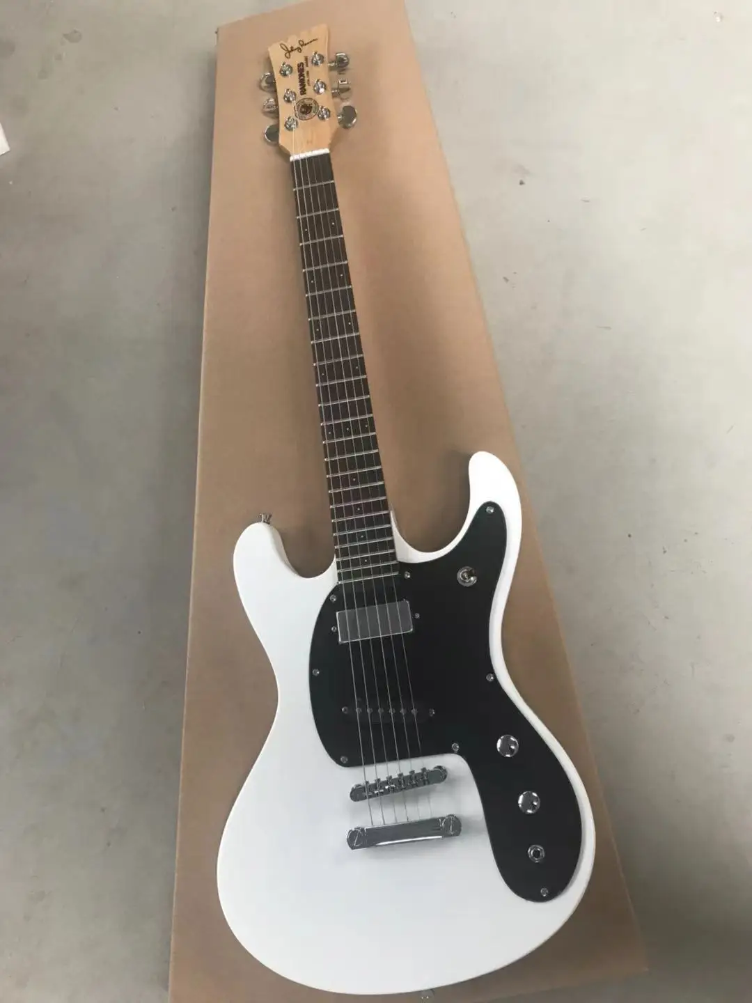 Mosrite guitar body deals