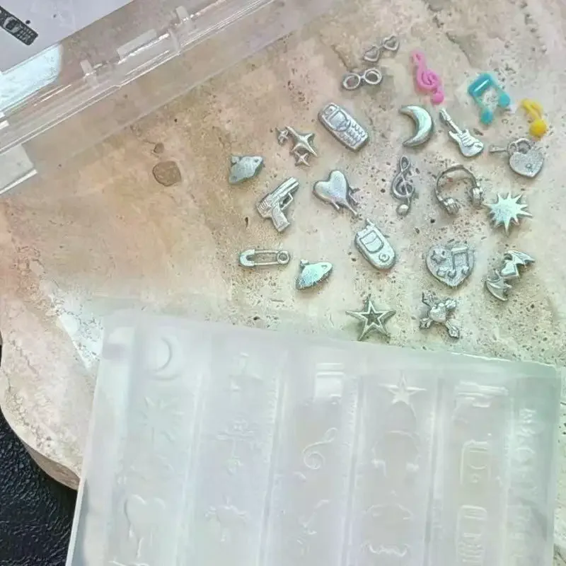 3D Transparent Silicone Nail Molds - Retro Music Punk Mermaid Tail Shell Templates, Sweet Cool DIY Manicure Jewelry Crafts Molds