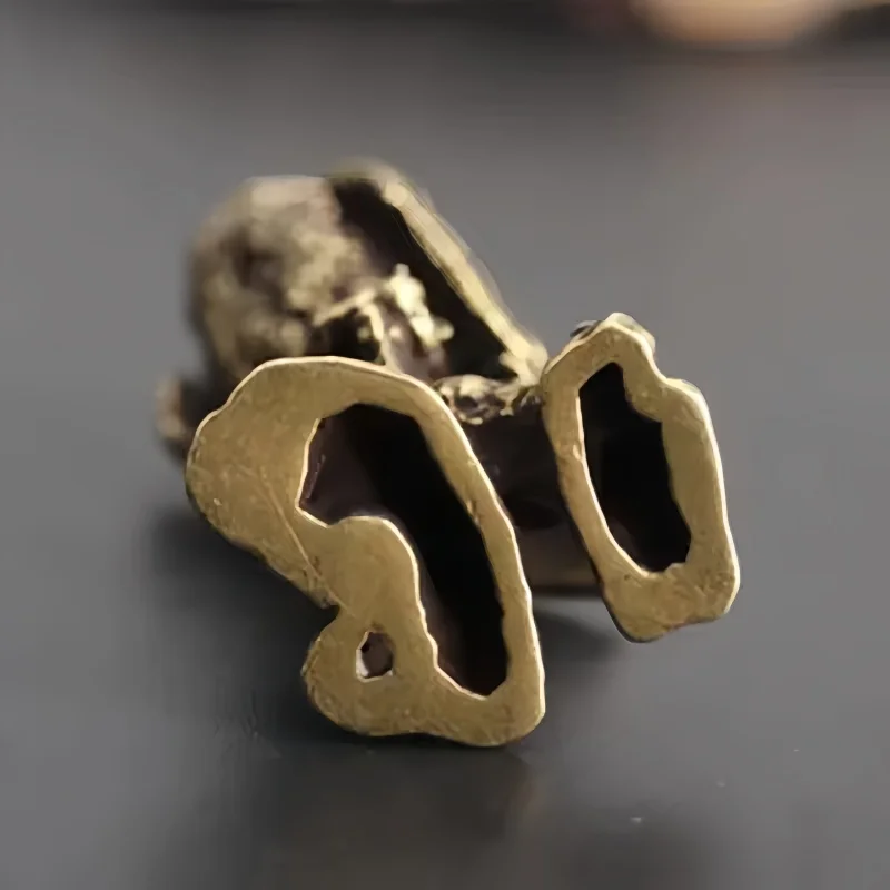 Brass Eagle Statue Vintage Simulated Animal Miniature Statue Office Desk Creative Personality Decor Home Ornament Accessories