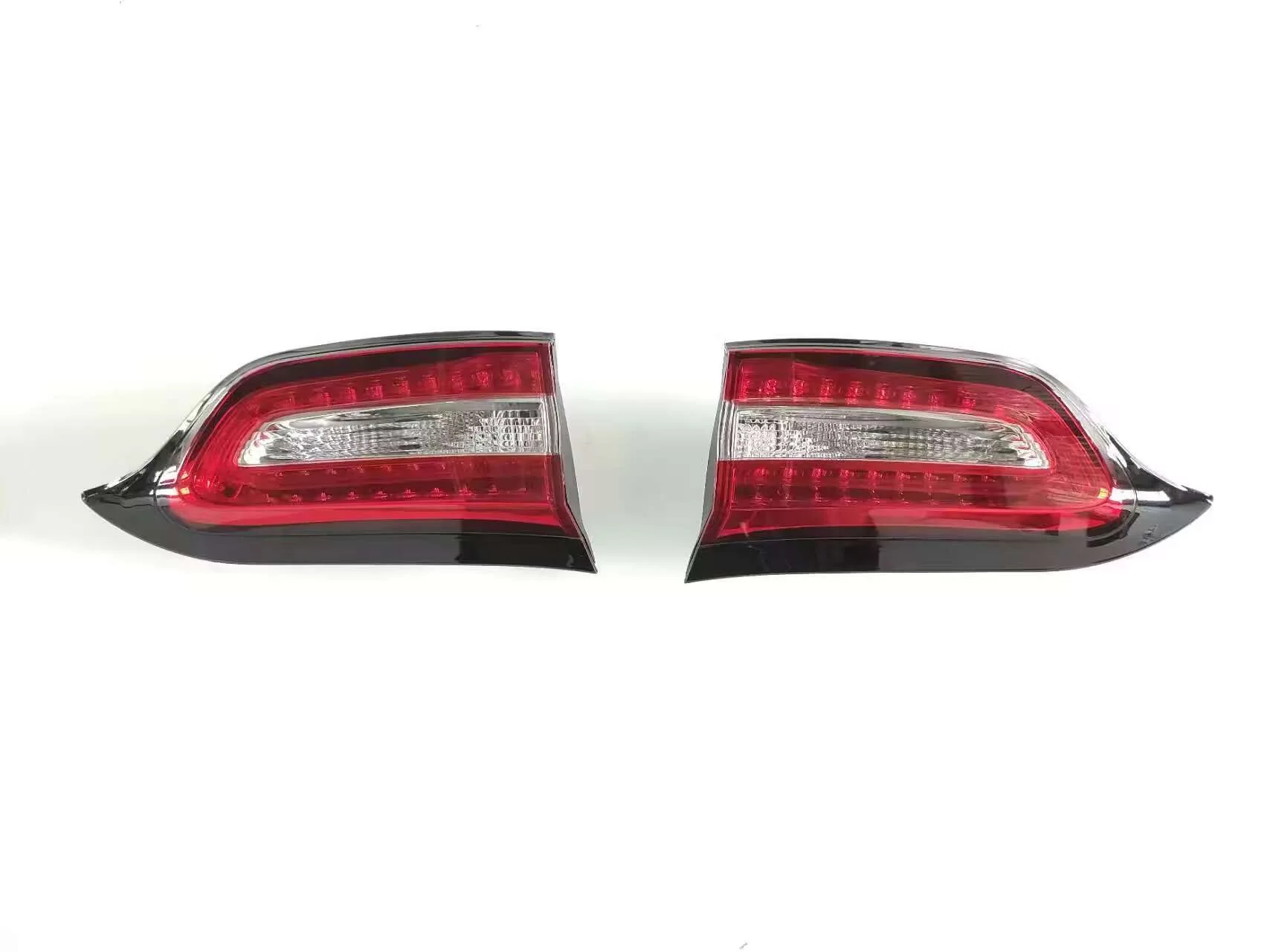 

1pc left/right 68102921AB 53322907 68330345AA 53322906 68102920AC 68330344AA Taillights 14-18 for Jeep Free Light