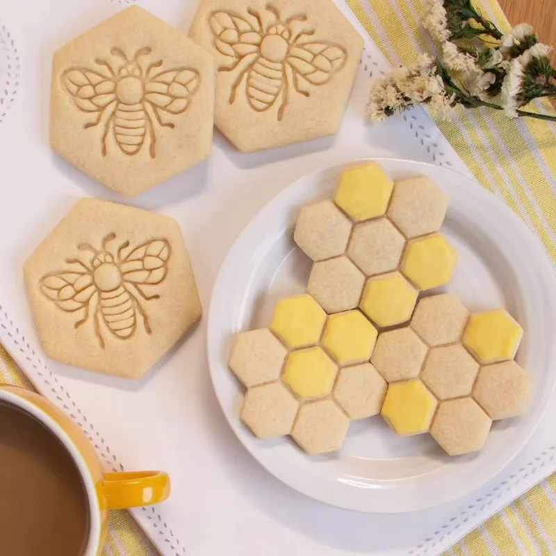Cookie Cutter Bee Honeycomb 3D Cartoon Animal Biscuit Embosser