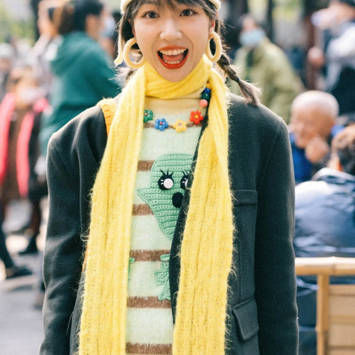 

Korean Designer Braided Twists Knitted Scarf Women Plait Fried Dough Woman Tassel Warm Winter Versatile Atmosphere Scarf Wrap