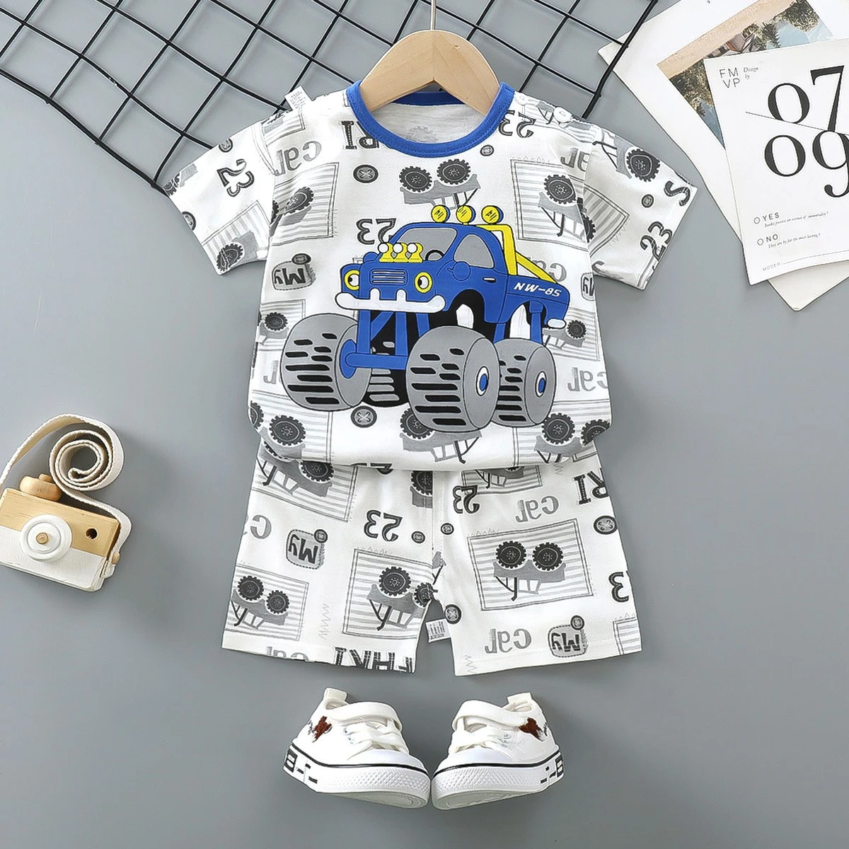 2pcs/set 2022 Children Clothes Cartoon Short Sleeve Tshirt + Shorts For Baby Boys Girls Infant Clothes Summer Kids Tracksuit baby clothes set gift