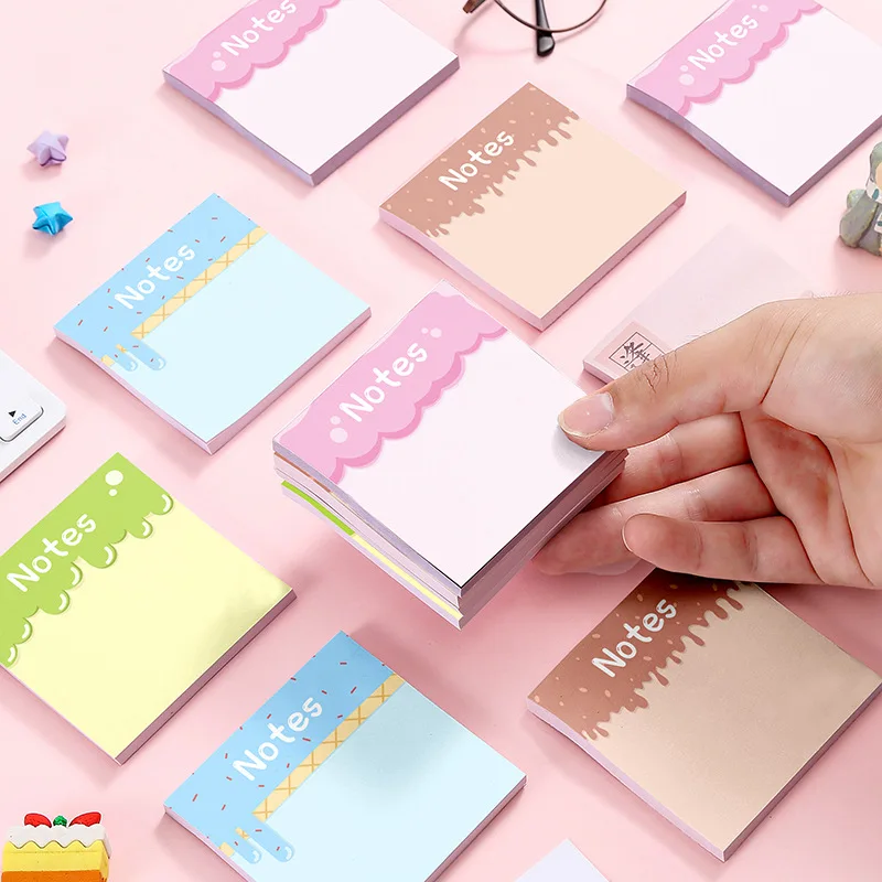 Рисунок 3 - Бумажный блокнот для записей в простом стиле