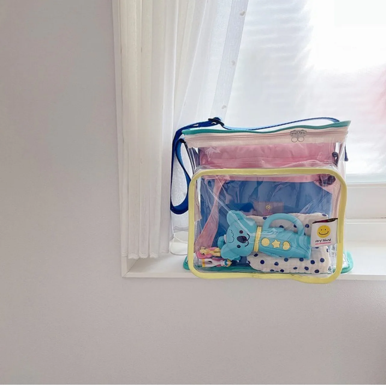 

Korean Ins Swimming Shoulder Bag Transparent Color Matching Waterproof Outdoor Beach Snack Toy Storage Bag Holiday Handbag