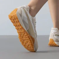 PUMA Biktop Rider unisexe, chaussures décontractées tendance à tige basse, rembourrées et légères, coloris blanc et marron 401440-04 5
