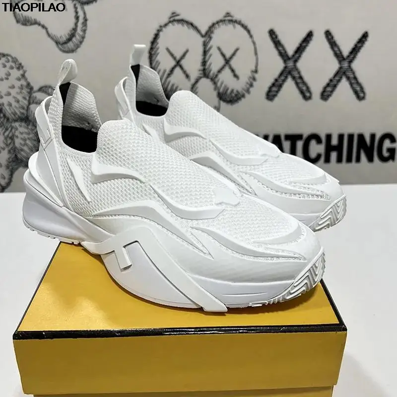 

New Sweat-absorbing breathable Men running Shoes Men's Sneakers Fashion Men's Sports Shoes Male Trend Casual Shoes