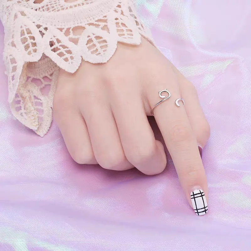 Cat Ears Crochet Ring Knitting Crocheting Loop Regulator Protecting Fingers Weaving Yarn Hoop Sewing Tool Webbing Accessories