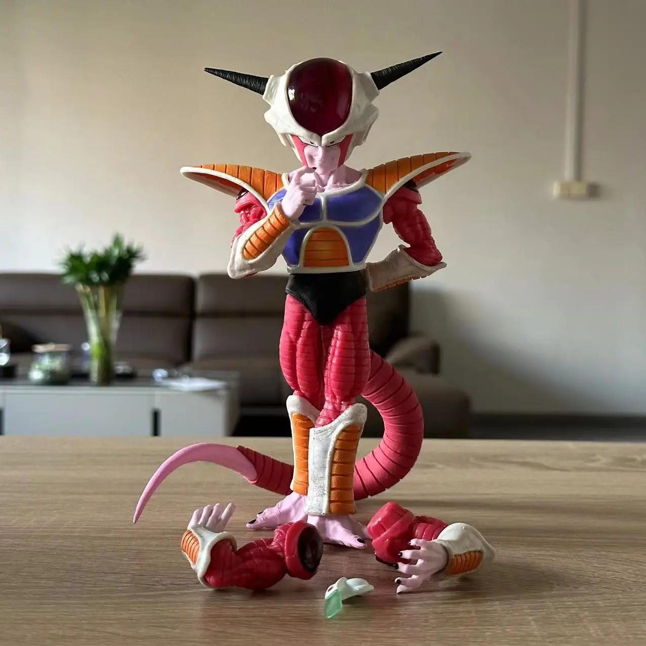 In Magazzino Anime Dragon Ball Z Freezer Figure First Form Frieza Figurine 20Cm Pvc Action Figures Collection Toys Gifts Model