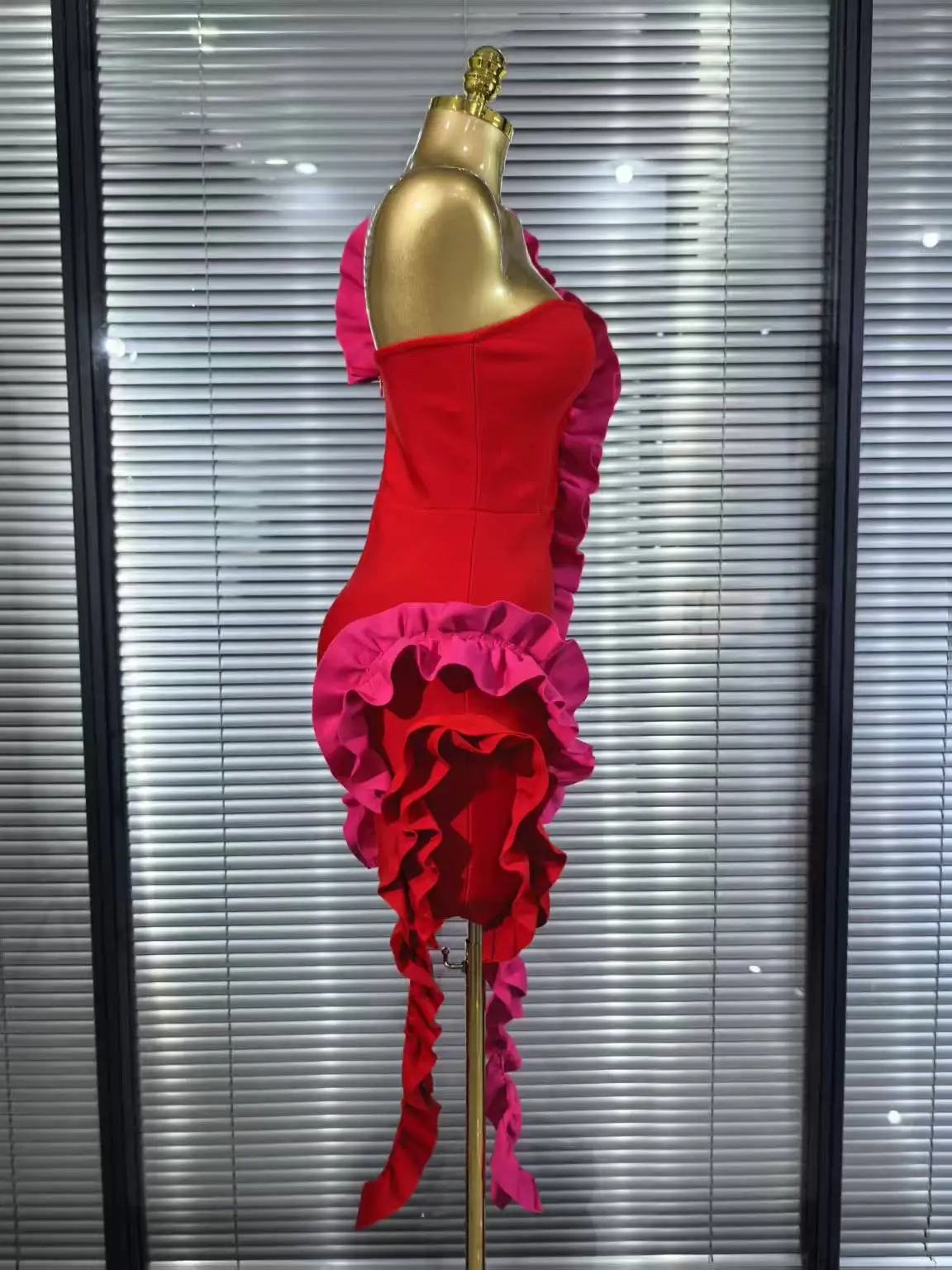 Top Quality Women Sexy One Shoulder Ruffles Bodycon Mini Bandage Dress  Celebrate Nightclub Party Birthday Cocktail Outfit - AliExpress 200000345