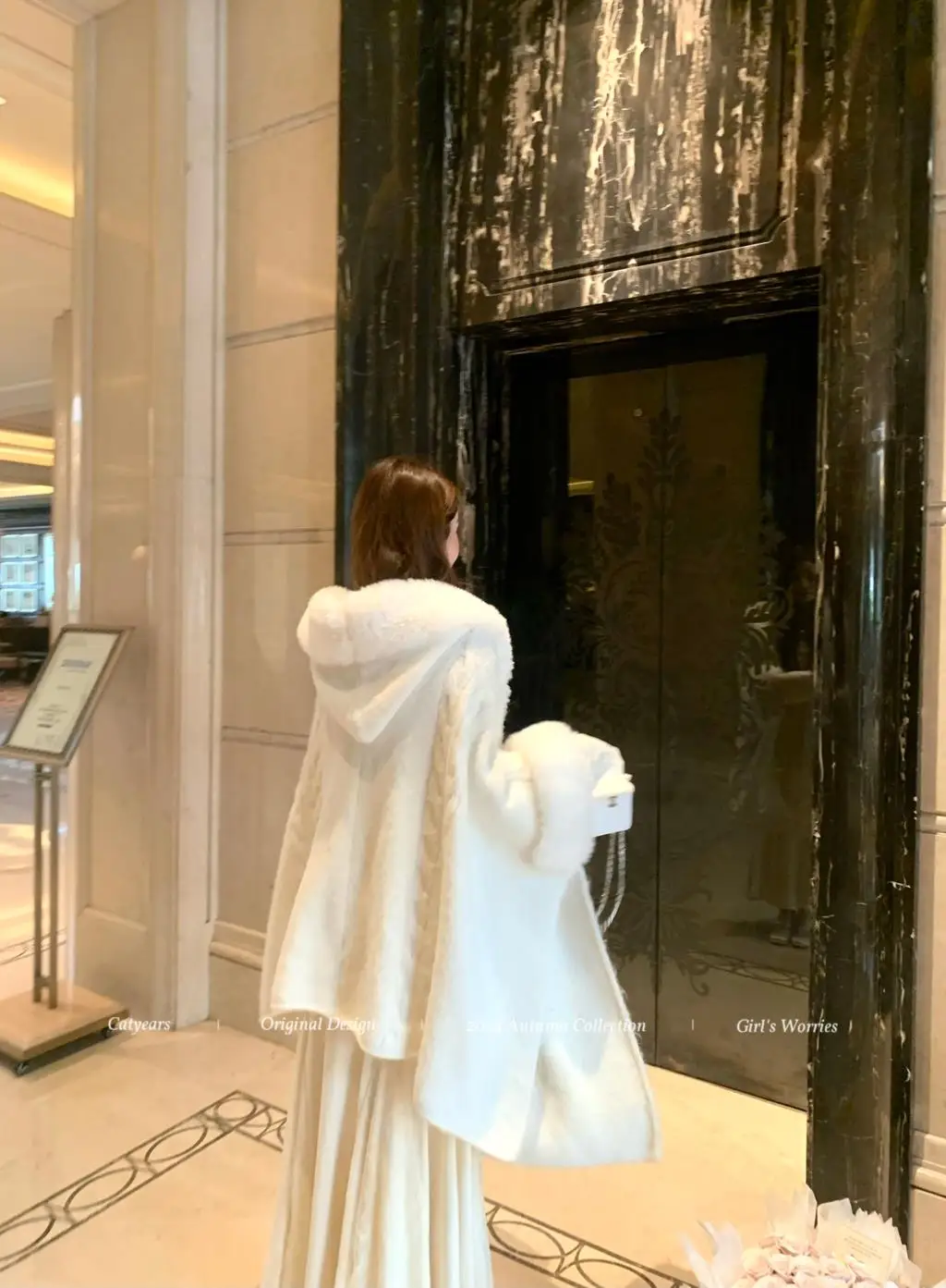 Vestidos de punto nuevos de otoño e invierno para mujer, cuello alto, manga acampanada, encaje de retazos, corte sirena, moda coreana, Vestidos para mujer