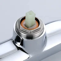 ก๊อกน้ําอ่างล้างหน้าห้องครัวติดตั้งฝักบัวหมวกยึดทองแดงชามติดตั้งและบํารุงรักษา 35/40 Spool Gland Gland 2