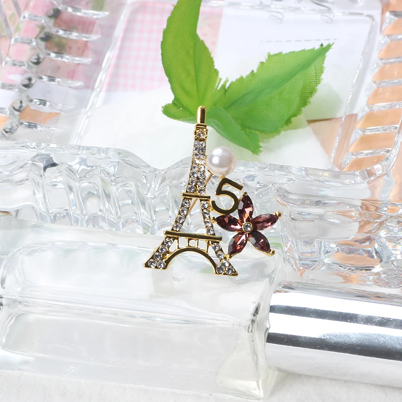 Love Star France Eiffel Tower Italy Dubai Building Pins Flags Necklines Suits Jewelry Accessories |