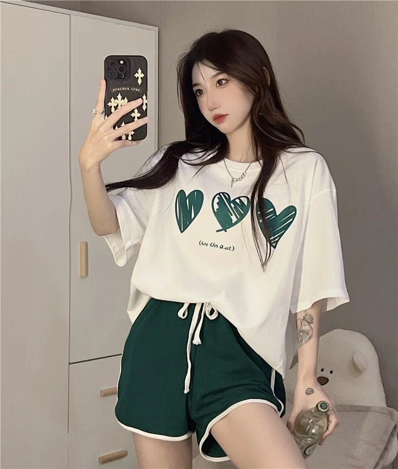 

Женская свободная футболка в стиле ретро с принтом в виде сердца, японский Kawaii Ulzzang, Корейская одежда Harajuku для женщин