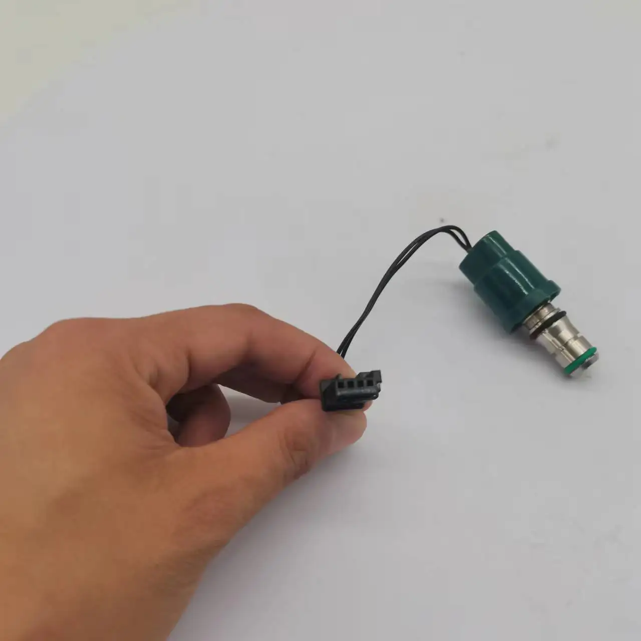 4931694 5273338 Urea Pump Pressure Switch Pressure Sensor for Cummins Emitec Renault Yuchai SANLI