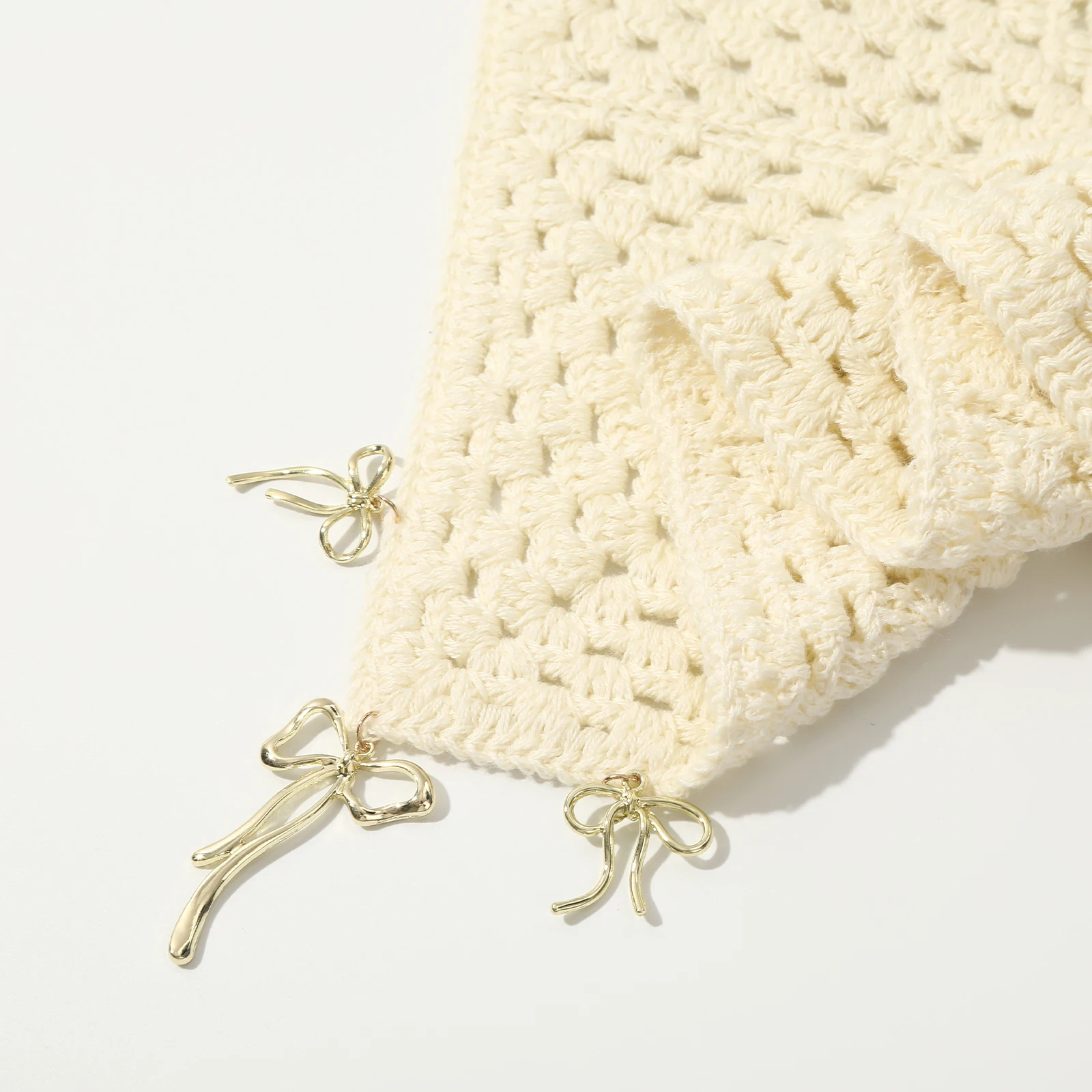 1pc Autumn Winter Warm Triangle Scarf Korean Hollow Knitted Hair Scarf Headband Bohemian Style Travel Literary Photo Headscarf