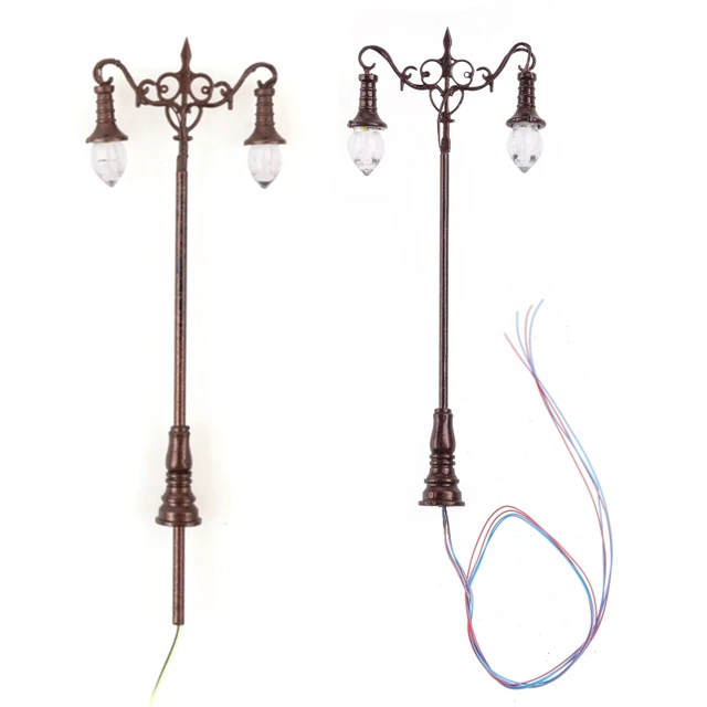 1PC Miniature Post Lights Micro Landscape Light for Play House Dollhouse Girl’s Pretend Play Hobby Building Model 3V/12V 4