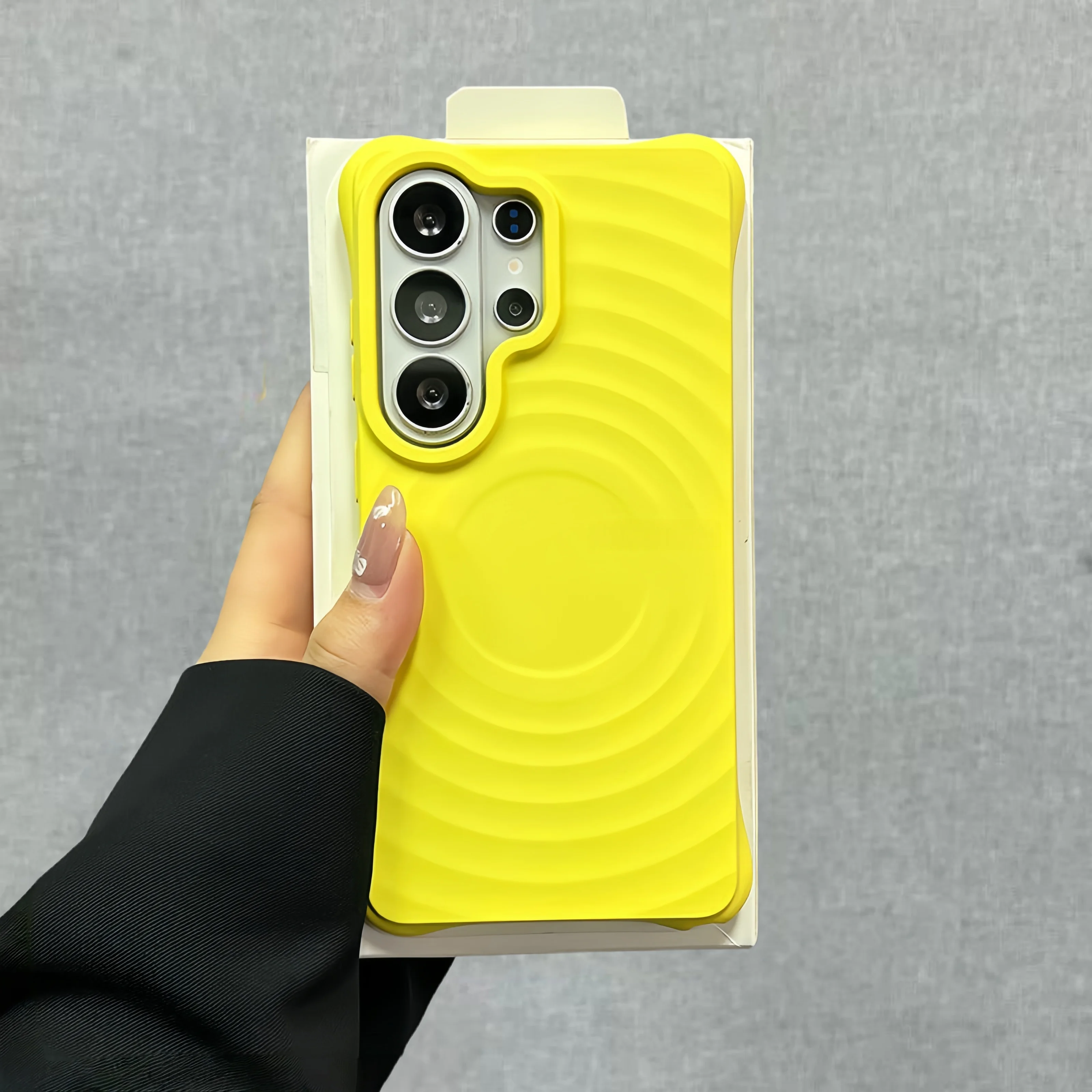 Soft Water Ripple Silicone Magnetic Case with Wireless Charging Compatibility
