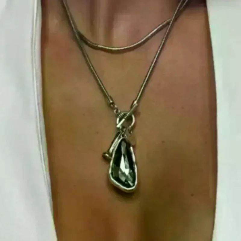 New Long Necklace Female Winter Sweater Chain Irregular Crystal Pendant Charms Choker Necklace For Women Elegant Gifts